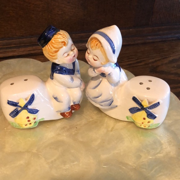 Vintage Enesco lot Holland Dutch boy/girl salt & pepper shakers toothpick holder - Picture 3 of 6